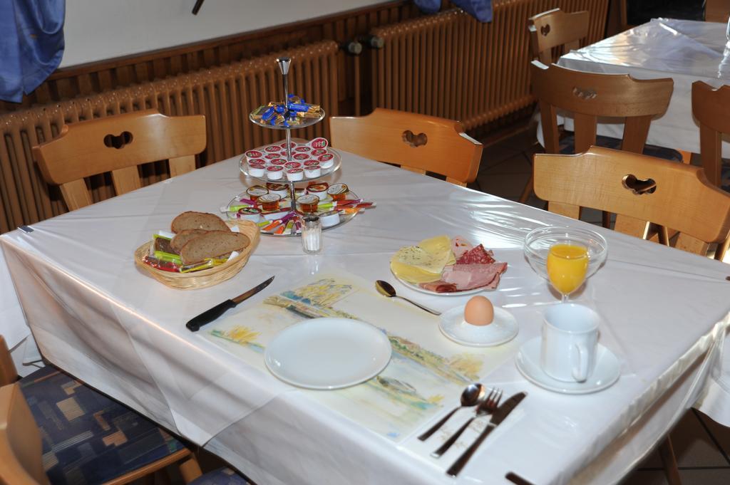 Gasthaus-Pension Fischerkeller Randegg Eksteriør billede